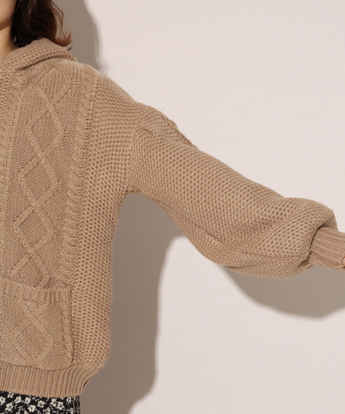 apres jour（アプレジュール）の「裏ボアケーブルフードニットアウター【ZOZOTOWN限定アイテム】19AW★（その他アウター・レディース・ダークブラウン/ベージュ/モカ・フリー）」の9枚目の写真