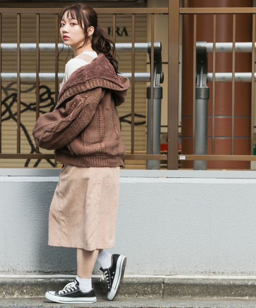 apres jour（アプレジュール）の「裏ボアケーブルフードニットアウター【ZOZOTOWN限定アイテム】19AW★（その他アウター・レディース・ダークブラウン/ベージュ/モカ・フリー）」の5枚目の写真