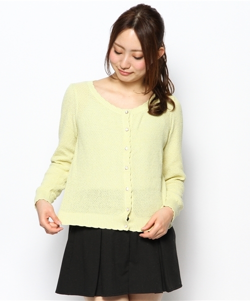 one after another NICE CLAUP（ワンアフターアナザーナイスクラップ）の「【ナイスクラップ】シェルボタンラメカーディガン（カーディガン/ボレロ・レディース・オフホワイト/ネイビー/グレー/レッド/イエロー・FREE）」の5枚目の写真