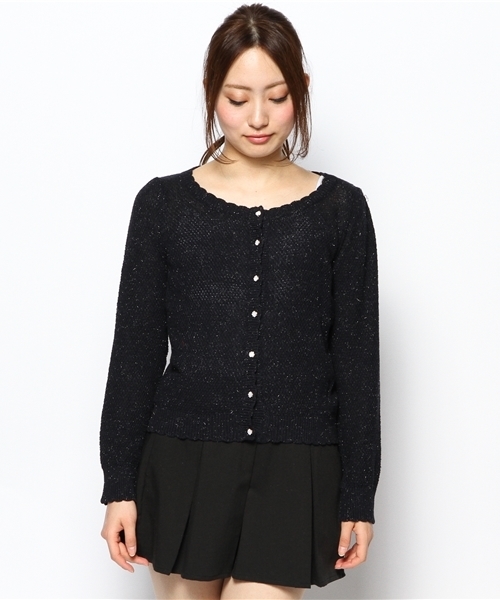 one after another NICE CLAUP（ワンアフターアナザーナイスクラップ）の「【ナイスクラップ】シェルボタンラメカーディガン（カーディガン/ボレロ・レディース・オフホワイト/ネイビー/グレー/レッド/イエロー・FREE）」の10枚目の写真