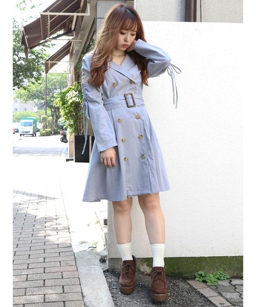 dazzlin（ダズリン）の「ショートトレンチワンピース（ワンピース・レディース・ベージュ/カーキ/ブルー・FREE）」の16枚目の写真