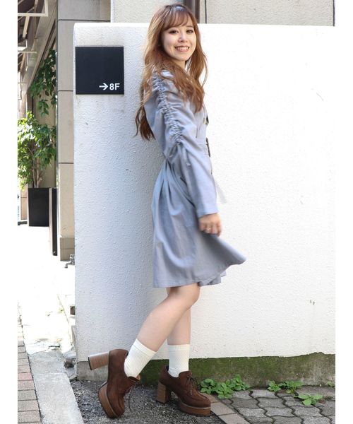 dazzlin（ダズリン）の「ショートトレンチワンピース（ワンピース・レディース・ベージュ/カーキ/ブルー・FREE）」の18枚目の写真