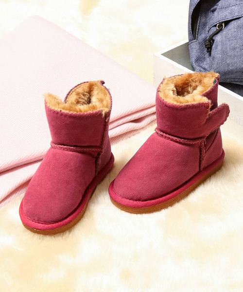 mooimooi(モーイモーイ)の「折り返し2Way仕様 キッズ ムートンブーツ(ブーツ・キッズ・チャコールグレー/ブラック/ダークブラウン/ベージュ/ネイビー/ピンク/キャメル/スモークピンク/オレンジ・15.0cm/13.0cm/14.0cm)」の7枚目の写真