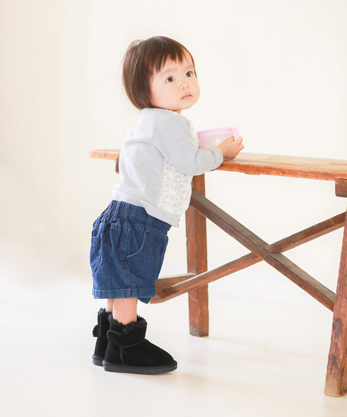 mooimooi(モーイモーイ)の「折り返し2Way仕様 キッズ ムートンブーツ(ブーツ・キッズ・チャコールグレー/ブラック/ダークブラウン/ベージュ/ネイビー/ピンク/キャメル/スモークピンク/オレンジ・15.0cm/13.0cm/14.0cm)」の20枚目の写真