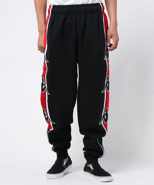 Kappa(カッパ)の「Kappa(カッパ)BANDA OMINI ロゴデザインサイドラインパンツ(スウェットパンツ・メンズ・ブラック/レッド/ピンク・L/XL/M)」の7枚目の写真
