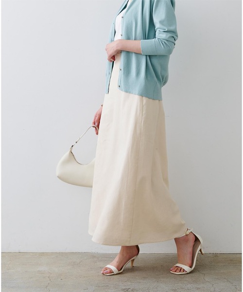 UR'S（ユアーズ）の「麻混ｾﾐﾌﾚｱｽｶｰﾄ（スカート・レディース・ブラウン/ベージュ/パープル/カーキ/ナチュラル/ブラック/レッド/グレイッシュベージュ/イエロー/ピンク/グリーン/ブルーグリーン/ダークネイビー/ターコイズブルー/オレンジ系その他・S/M/L）」の5枚目の写真