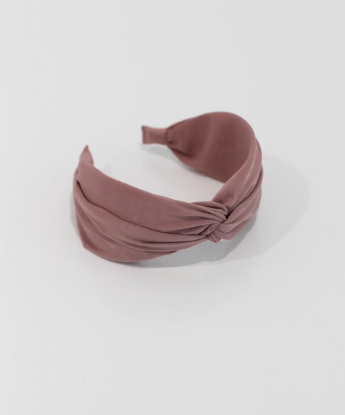 by muni:r（バイ ムニール）の「フェミニン　バンダナ　 ねじりカチューシャ（カチューシャ・レディース・ネイビー/ピンク/ブラック/キャメル・ONE SIZE）」の12枚目の写真
