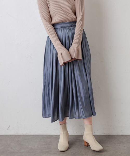 natural couture（ナチュラルクチュール）の「シャイニーサテンキラリギャザースカート（スカート・レディース・モカ/ベージュ/ミント/ブルー/ラベンダー・FREE）」の4枚目の写真