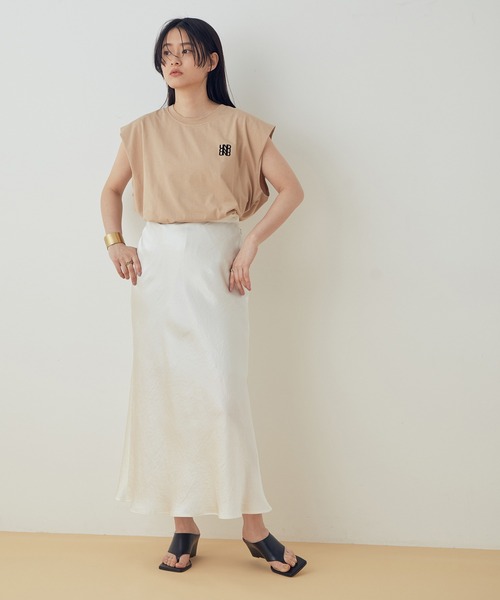 BAUM UND PFERDGARTEN(バウムウンドヘルガーデン)の「【BAUM UND PFERDGARTEN】JIRINA Tee(Tシャツ/カットソー・レディース・ホワイト/ベージュ・S)」の14枚目の写真