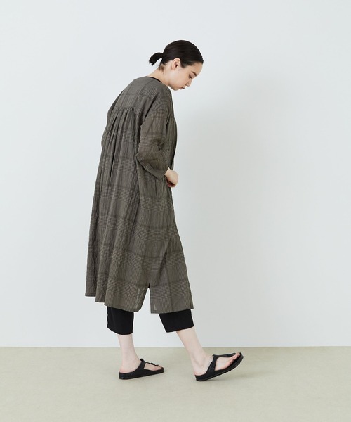 conges payes ADIEU TRISTESSE(コンジェ ペイエ アデュートリステス)の「Aラインワンピース(ワンピース・レディース・ブラック系その他/グリーン系その他/ブルー系その他・38)」の12枚目の写真