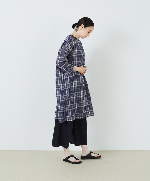 conges payes ADIEU TRISTESSE(コンジェ ペイエ アデュートリステス)の「Aラインワンピース(ワンピース・レディース・ブラック系その他/グリーン系その他/ブルー系その他・38)」の5枚目の写真