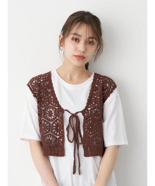 earth music&ecology（アースミュージックアンドエコロジー）の「クロシェニットベスト ＊（ベスト・レディース・ブラウン/ホワイト系その他2・FREE）」の5枚目の写真