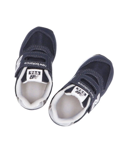 NEW BALANCE(ニューバランス)の「New Balance:IZ996(スニーカー・キッズ・ライトグレー/ネイビー/ブラック・13/12/15 /16/14)」の12枚目の写真