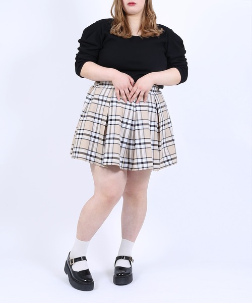 PUNYUS（プニュズ）の「シャーリングスリーブリブトップス（Tシャツ/カットソー・レディース・ブラック/アイボリー/パープル・4/3/1/2）」の5枚目の写真