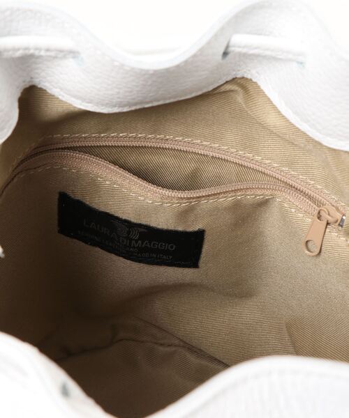 LAURA DI MAGGIO(ローラディマッジオ)の「【LAURA DI MAGGIO/ローラディマッジオ】レザー フリンジ 2WAY 巾着バッグ バケツバッグ(ショルダーバッグ・レディース・ホワイト/ブラック/シルバー・FREE)」の16枚目の写真