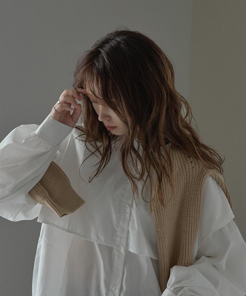 Fashion Letter（ファッションレター）の「サイドリボンケープカラーシャツ（シャツ/ブラウス・レディース・ブラック/オフホワイト/マスタード/モカ/ライトベージュ・M）」の2枚目の写真