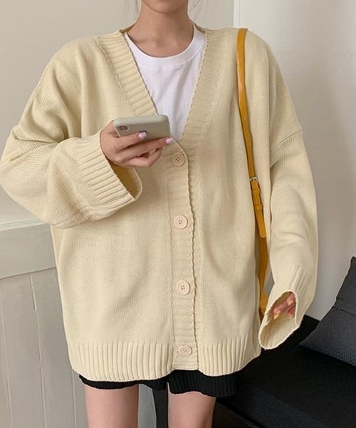 AMELY（エミリー）の「オーバーサイズニットカーディガン（カーディガン/ボレロ・レディース・ブラック/ベージュ/レッド/アイボリー/オレンジ・フリー）」の15枚目の写真