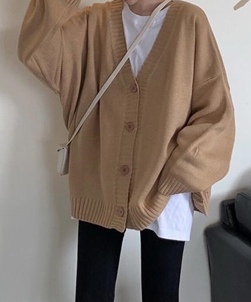 AMELY（エミリー）の「オーバーサイズニットカーディガン（カーディガン/ボレロ・レディース・ブラック/ベージュ/レッド/アイボリー/オレンジ・フリー）」の16枚目の写真