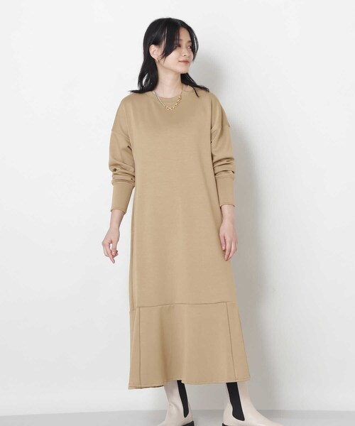 NATURAL BEAUTY BASIC（ナチュラルビューティーベーシック）の「ダンボールワンピース（ワンピース・レディース・ベージュ/ネイビー・MEDIUM）」の4枚目の写真