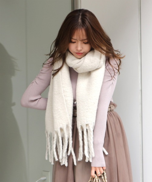 ROYAL PARTY（ロイヤルパーティー）の「ブークレマフラー（マフラー・レディース・パープル/グレー/オフホワイト・FREE）」の8枚目の写真