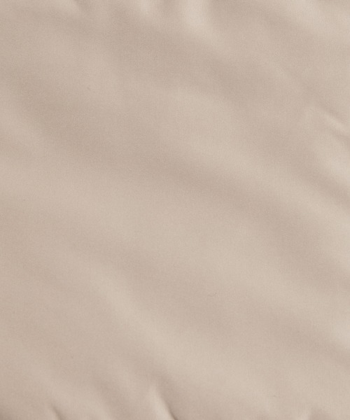 Mark Gonzales（マーク・ゴンザレス）の「Mark Gonzales マークゴンザレス 別注 オーバーサイズ 防風中綿ハイネック ボリュームスリーブエコダウンジャケット（ダウンジャケット/コート・メンズ・ホワイト/ブラック/カーキ/グレイッシュベージュ・M/L）」の6枚目の写真