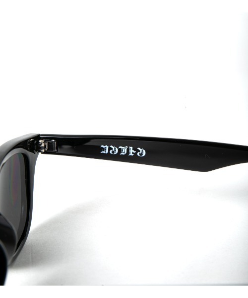 APPLEBUM(アップルバム)の「"コンプトン" Sunglasses(サングラス・メンズ・ブラック・FREE)」の2枚目の写真