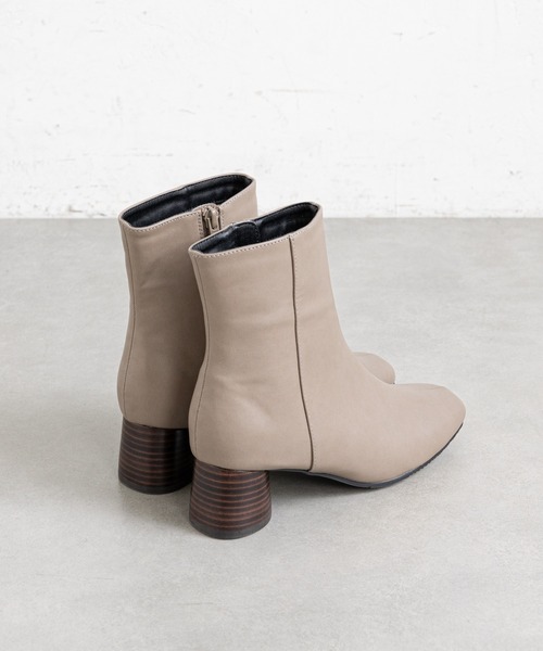 prose verse（プロズヴェール）の「ウッドヒールスクエアトゥショートブーツ（ブーツ・レディース・グレイッシュベージュ/アイボリー/ブラック・MEDIUM/LL/LARGE/SMALL）」の6枚目の写真