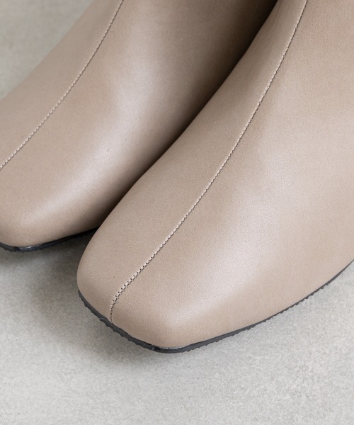 prose verse（プロズヴェール）の「ウッドヒールスクエアトゥショートブーツ（ブーツ・レディース・グレイッシュベージュ/アイボリー/ブラック・MEDIUM/LL/LARGE/SMALL）」の7枚目の写真