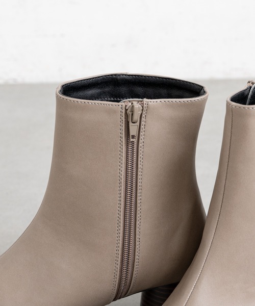 prose verse（プロズヴェール）の「ウッドヒールスクエアトゥショートブーツ（ブーツ・レディース・グレイッシュベージュ/アイボリー/ブラック・MEDIUM/LL/LARGE/SMALL）」の8枚目の写真