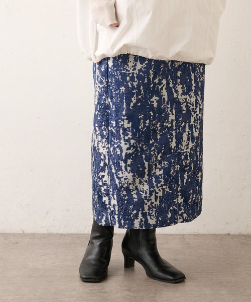 Omekashi（オメカシ）の「ジャガードイージースカート（スカート・レディース・グリーン/ネイビー・FREE）」の2枚目の写真
