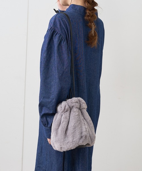 PUAL CE CIN（ピュアルセシン）の「ダブルフェイスポーチＢＡＧ（ショルダーバッグ・レディース・カーキ/アイボリー・FREE）」の3枚目の写真