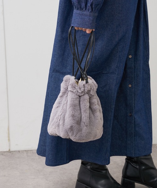 PUAL CE CIN（ピュアルセシン）の「ダブルフェイスポーチＢＡＧ（ショルダーバッグ・レディース・カーキ/アイボリー・FREE）」の9枚目の写真