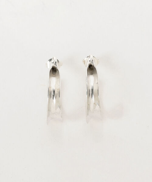 ARIANA BROUSSARD-REIFEL シルバー ピアス