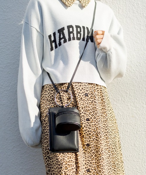 RASVOA（ラスボア）の「マルチイヤホンポーチ付スマフォショルダー（ショルダーバッグ・レディース・ブラック/シルバー・FREE）」の22枚目の写真