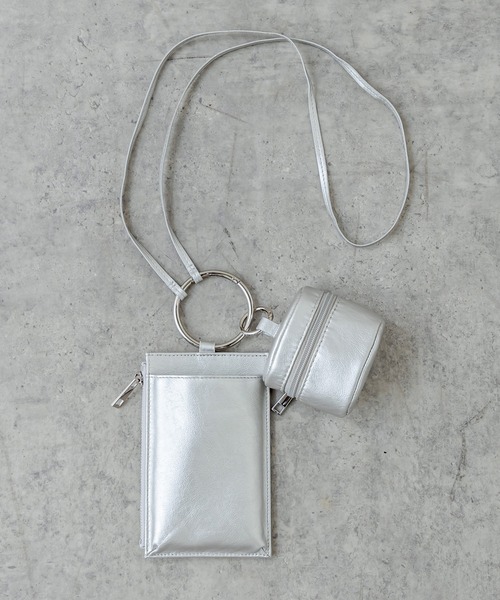 RASVOA（ラスボア）の「マルチイヤホンポーチ付スマフォショルダー（ショルダーバッグ・レディース・ブラック/シルバー・FREE）」の14枚目の写真