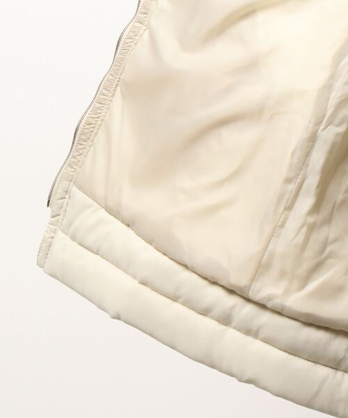 STYLEBLOCK（スタイルブロック）の「マットタフタAラインキルティングコート（ブルゾン・レディース・カーキ/ブラック/ベージュ/アイボリー・M）」の6枚目の写真
