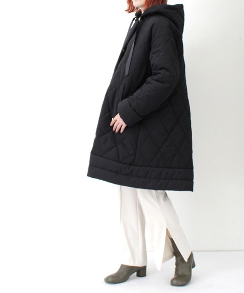 STYLEBLOCK（スタイルブロック）の「マットタフタAラインキルティングコート（ブルゾン・レディース・カーキ/ブラック/ベージュ/アイボリー・M）」の10枚目の写真