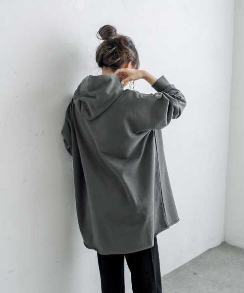 PUAL CE CIN（ピュアルセシン）の「裏起毛ロゴプリントパーカー（パーカー・レディース・ベージュ/グリーン/ナチュラル/チャコール・FREE）」の9枚目の写真