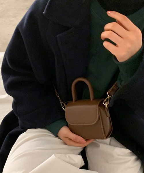 aimoha（アイモハ）の「フェイクレザー ミニショルダーバッグ (LV)（ショルダーバッグ・レディース・チョコ/グリーン/ブラック/イエロー/ホワイト・FREE）」の19枚目の写真