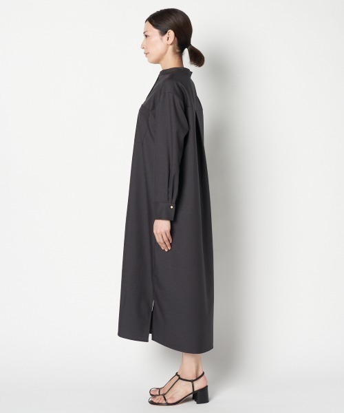 HELIOPOLE(エリオポール)の「NATURAL TWILL SHIRT OP(ワンピース・レディース・チャコールグレー/ダークブラウン/グリーン・38)」の9枚目の写真