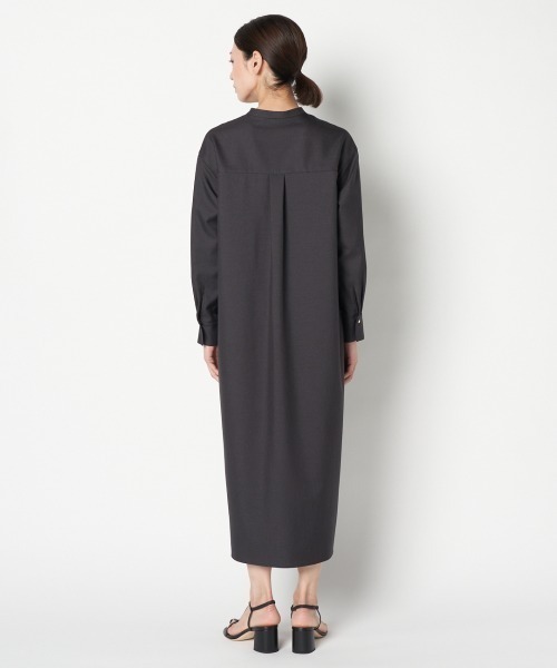 HELIOPOLE(エリオポール)の「NATURAL TWILL SHIRT OP(ワンピース・レディース・チャコールグレー/ダークブラウン/グリーン・38)」の8枚目の写真