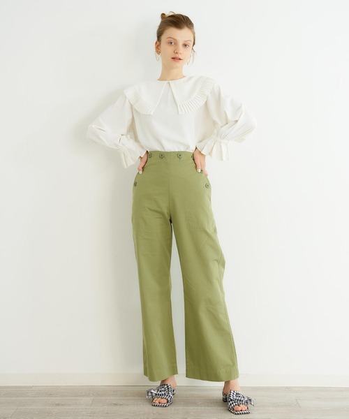 MILKFED.（ミルクフェド）の「PLEATED BIG COLLAR BLOUSE（シャツ/ブラウス・レディース・ホワイト/ブラック・ONE SIZE）」の7枚目の写真