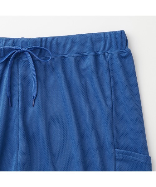 UMBRO(アンブロ)の「DRY&MESH/ドライ&メッシュ ハーフパンツ(その他アンダーウェア/インナー・メンズ・ブラック/ブルー・LARGE/MEDIUM)」の5枚目の写真