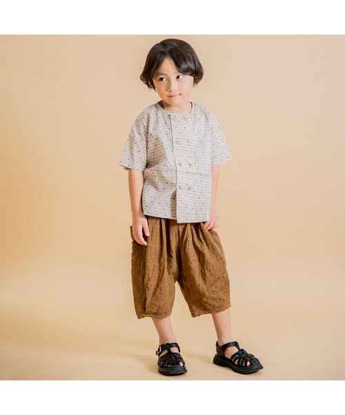 Ampersand（アンパサンド）の「premier ダブルボタンノーカラー半袖シャツ（シャツ/ブラウス・キッズ・ベージュ/イエロー/ブラウン/グリーン/グレー・100/120/70/80/130/90/140/110）」の6枚目の写真