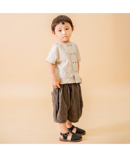 Ampersand（アンパサンド）の「premier ダブルボタンノーカラー半袖シャツ（シャツ/ブラウス・キッズ・ベージュ/イエロー/ブラウン/グリーン/グレー・100/120/70/80/130/90/140/110）」の9枚目の写真