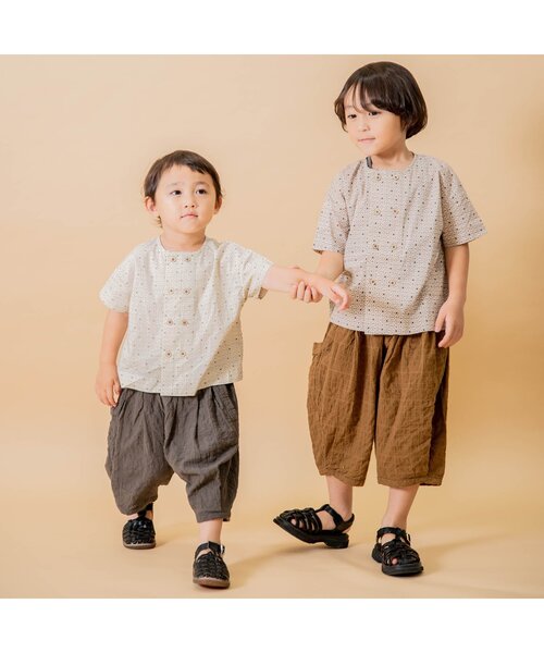 Ampersand（アンパサンド）の「premier ダブルボタンノーカラー半袖シャツ（シャツ/ブラウス・キッズ・ベージュ/イエロー/ブラウン/グリーン/グレー・100/120/70/80/130/90/140/110）」の10枚目の写真