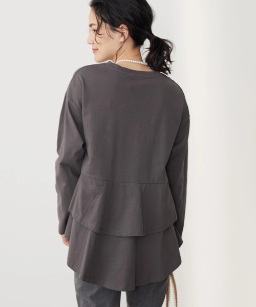 AMERICAN HOLIC（アメリカンホリック）の「バックティアードカットプルオーバー（Tシャツ/カットソー・レディース・オフホワイト/ブラック/ブラウン・M/L）」の3枚目の写真