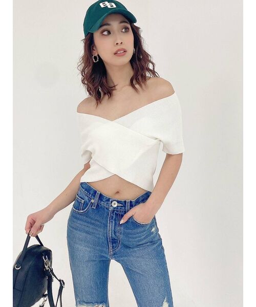 GYDA(ジェイダ)の「2WAYカシュクールニット TOPS(ニット/セーター・レディース・ブラック/オフホワイト/ライトグリーン・FREE)」の1枚目の写真