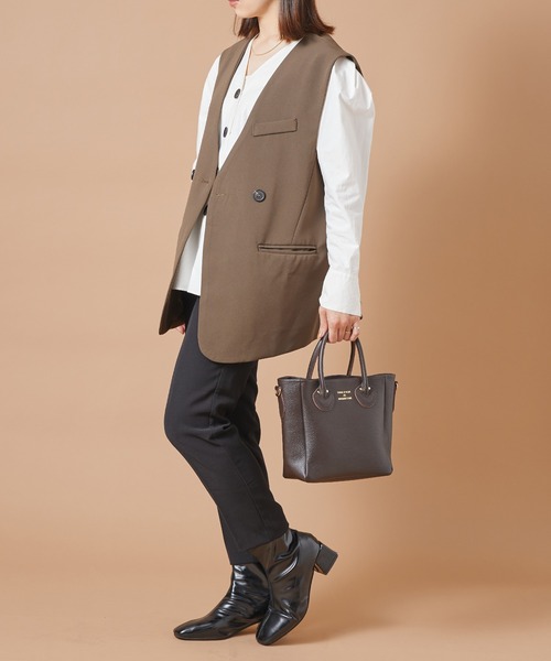 YOUNG&OLSEN The DRYGOODS STORE（ヤングアンドオルセン）の「【YOUNG&OLSEN】EMBOSSED LEATHER TOTE S（トートバッグ・レディース・ライトグレー/ブラック/ベージュ/ブラウン/グリーン/グレイッシュベージュ/ブラウン系その他3/グレー系その他2・FREE）」の13枚目の写真