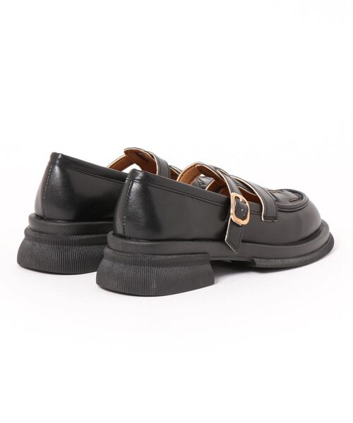 Shoes in Closet（シューズインクロゼット）の「軽量厚底 編み込み T 